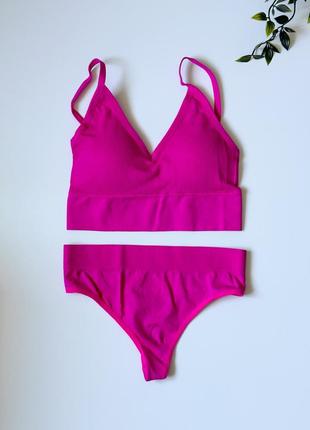 Бесшовное белье из микрофибры, фуксия