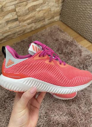Кроссовки атлетик adidas 38/38,5p