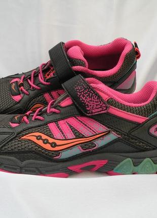 Кросівки saucony excursion grid 37р,23,5см, маломірять.