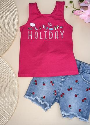 Комплект для девочки:  ⚜️футболка розового цвета с ярким принтом ⚜️шорты джинсовые в вишечки ро
