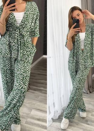 Женский брючный костюм на лето из штапеля оливка (размеры 42/44)