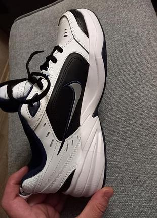 Кросівки найк монарх 3