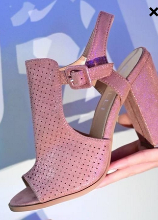 Босоножки женские пудровые на каблуке размер 36,37,38,39,40