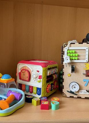 Бізікуб стучалка розвиваючі іграшки