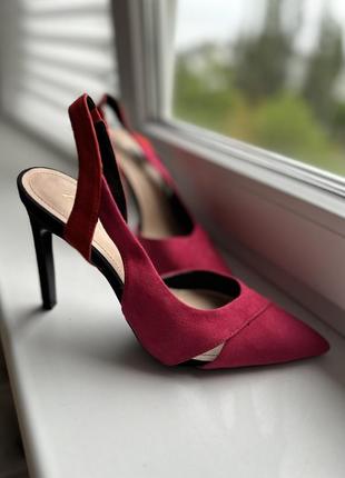 Босоножки от zara