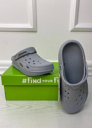 Крокс оф гред клог серые slides crocs off grid clog light grey