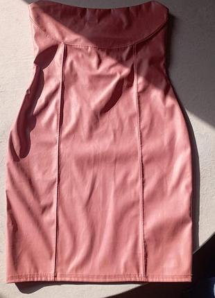 Платье кожаное коралловое