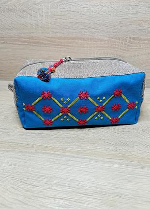 Косметичка з вишивкою ручної роботи в традиційних тех. української вишивки