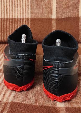 Оригінальне футбольне взуття сороканожки nike mercurial3 фото