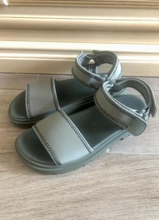 Босоніжки zara 36 р.
