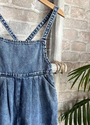 Стильний джинсовий комбез мом