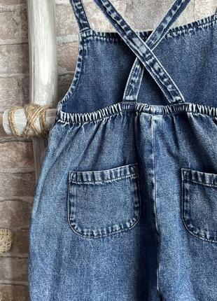 Стильний джинсовий комбез мом