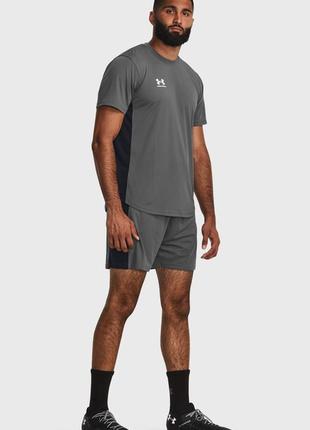Мужская серая футболка ua m's ch. train ss