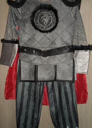 Костюм карнавальный рыцарь на 3-4 года
