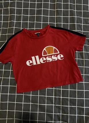 Топ ellesse
