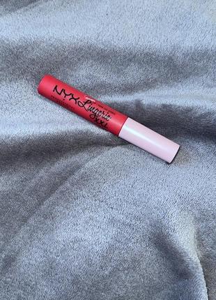 Nyx professional makeup lip lingerie xxl рідка матова помада для губ