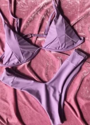 Купальник із високою посадкою