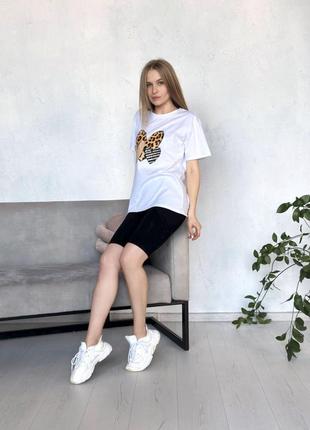 Женский спортивный костюм с велосипедками
