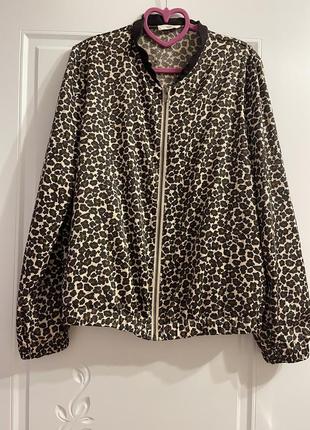 Тренд леопардовий бомбер літній