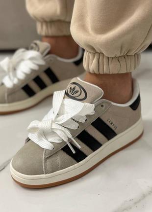 Кроссовки adidas