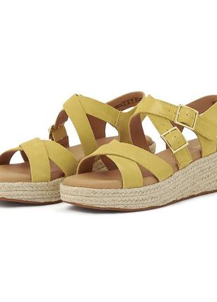 Замшеві босоніжки clarks kimmei buckle yellow