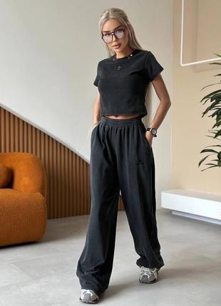 Спортивные штаны в стиле balenciaga