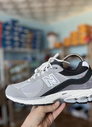 Кросівки new balance 2002r оригінал нові з коробкою
