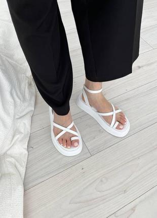 Шкіряні босоніжки2 фото