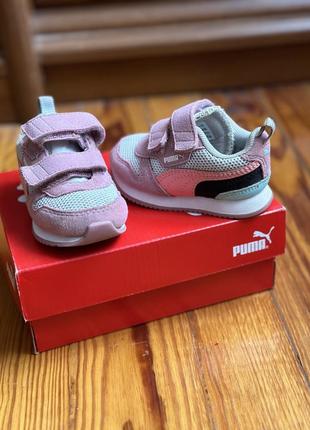 Продам чудові спортивні кросівки puma1 фото