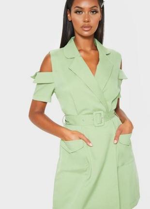 Стильное платье prettylittlething