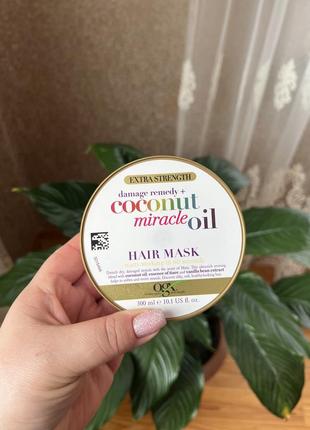 Маска для пошкодженого волосся з кокосовою олією ogx coconut miracle oil hair mask