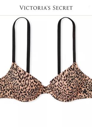 Гладкий сексуальный бюст victoria’s secret.
