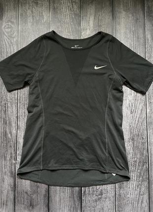 Спортивна футболка nike dri fit