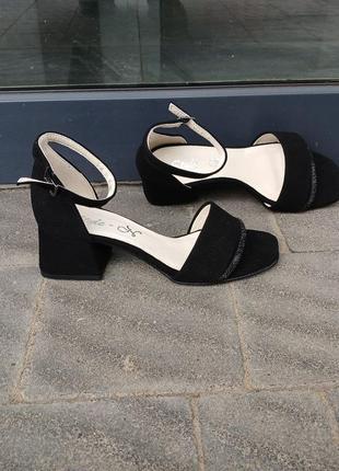 Женские босоножки натуральная кожа