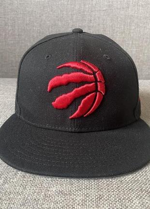 Бейсболка снепбек snapback nba toronto raptors new era