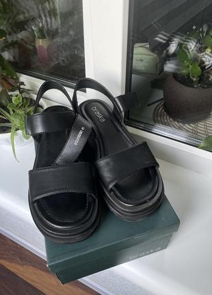 Сандали braska