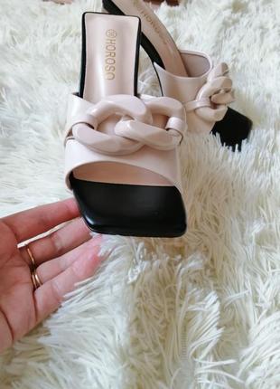 Босоножки шлёпанцы мюли треугольный каблук квадратный носок на узкую или среднюю ножку