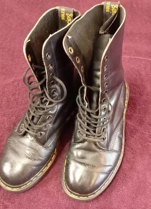 Боты dr. martens