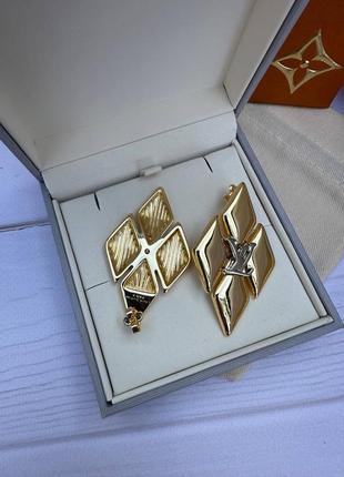 Сережки lv 2