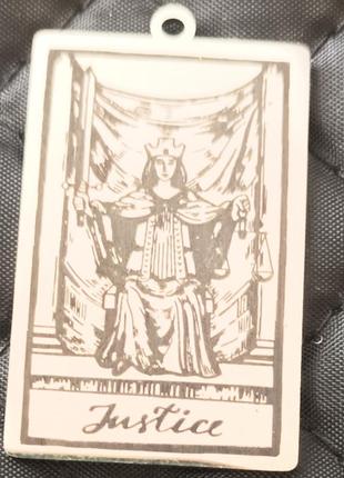 Кулон таро аркан справедливость новый