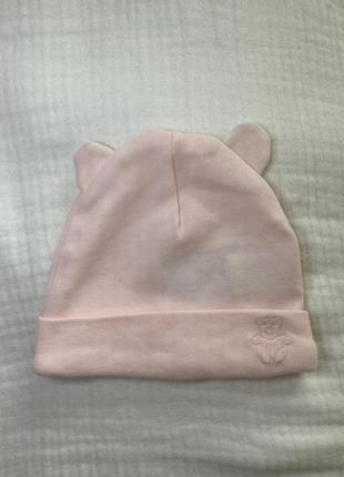 Шапочка з вушками на виписку для немовля