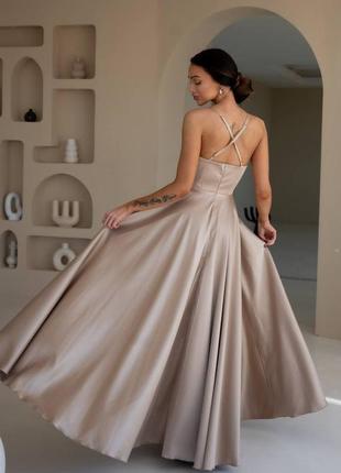 Вечірня атласна сукня з розрізом7 фото