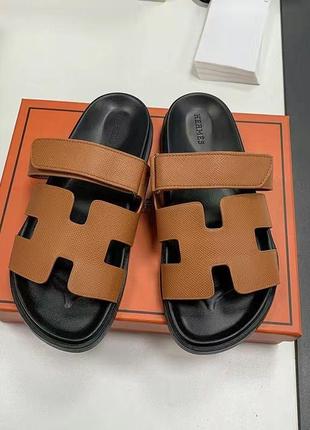 Шлепанцы  hermes