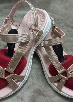 Босоножки-сандали текстиль жен.41-42р. skechers вьетнам