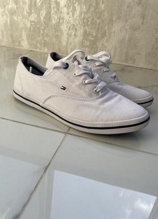 Продам кеди tommy hilfiger