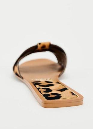 Кожаные леопардовые шлепки zara