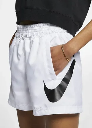 Шорты от nike р. s