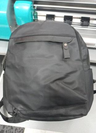 Продам новый рюкзак новый с биркой висота 30 см ширина 33 см3 фото