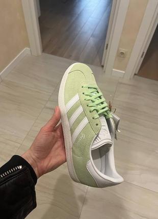 Новые adidas gazelle, оригинал, р 39