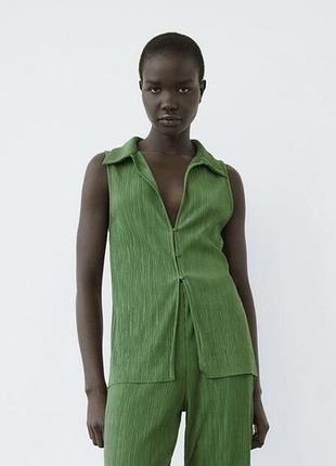 Плісирована блуза блузка теніска з коміром плісе плиссе zara